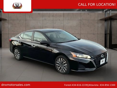 Used 2024 Nissan Altima 2.5 SV image 7