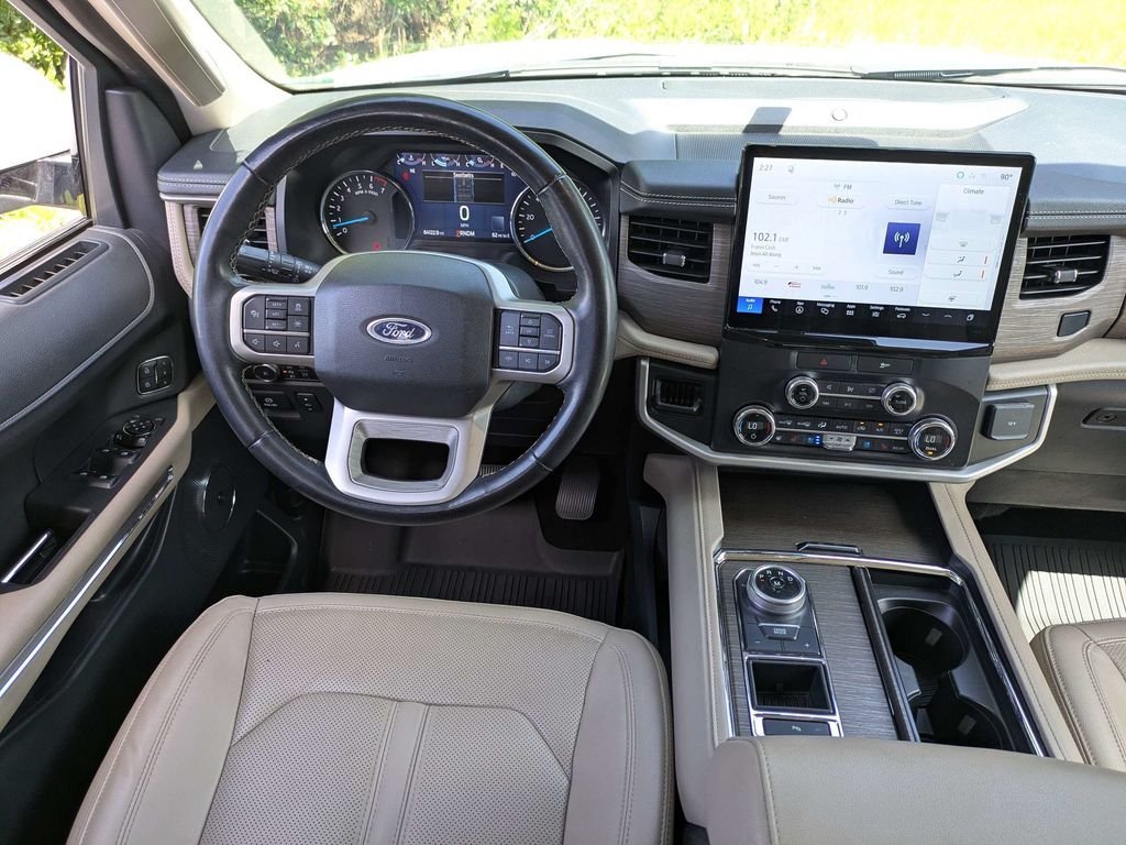 Used 2022 Ford Expedition Limited RWD image 19