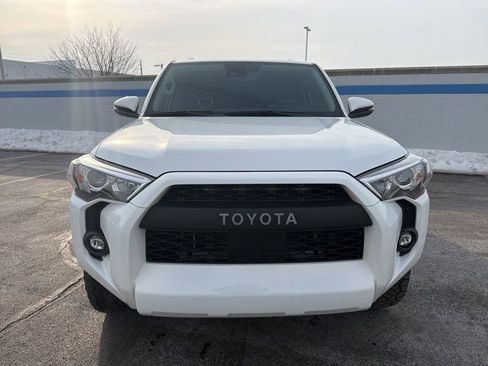 Used 2023 Toyota 4Runner SR5 Premium image 8