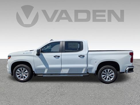 New 2026 Chevrolet Silverado 1500 Custom RWD image 26