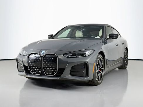 Used 2023 BMW i4 eDrive40 w/ M Sport Package RWD image 3