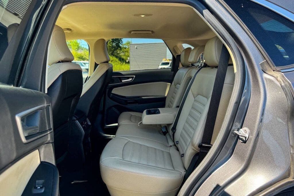Used 2022 Ford Edge SEL w/ Convenience Package AWD/4WD image 14