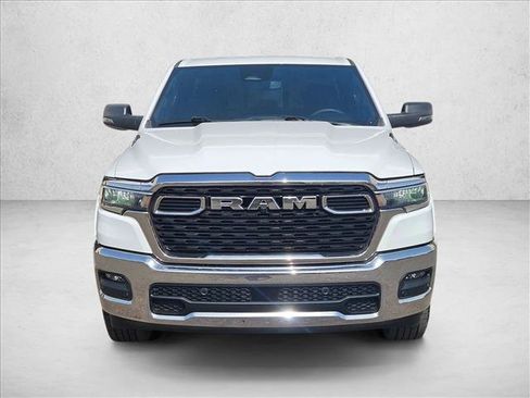 Used 2025 RAM 1500 Big Horn AWD/4WD image 2