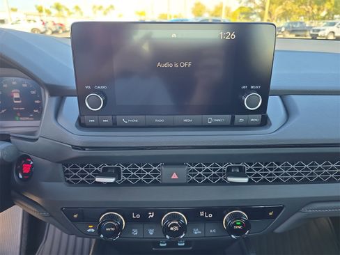 Certified 2025 Honda Accord SE image 18