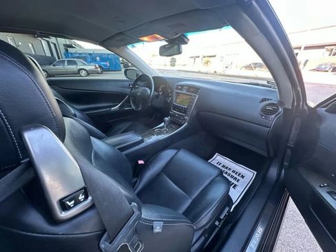 Used 2010 Lexus IS 250C image 21