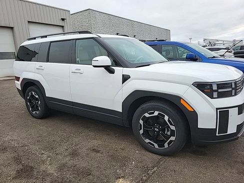 Used 2025 Hyundai Santa Fe SEL image 7