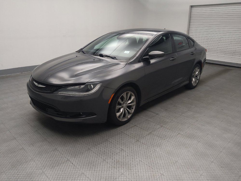 Used 2016 Chrysler 200 S w/ Navigation & Sound Group I FWD image 2