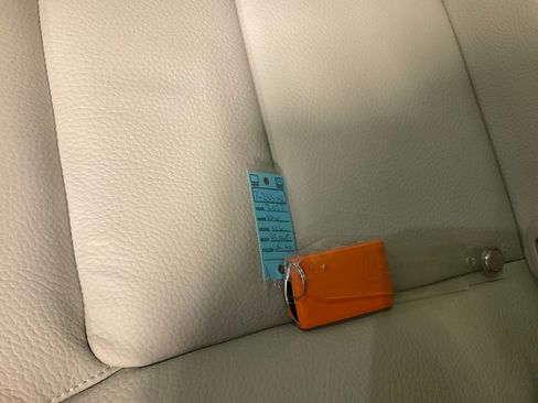 Used 2023 Volvo XC60 B5 Plus image 30