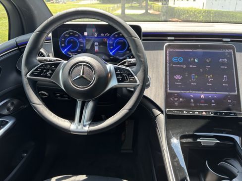 Used 2023 Mercedes-Benz EQE 350+ SUV image 28