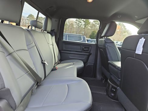 New 2026 RAM 2500 Tradesman AWD/4WD image 17