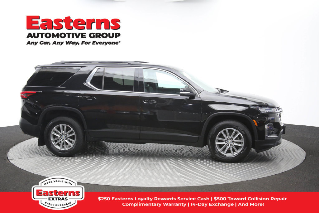 Used 2023 Chevrolet Traverse LT FWD image 50