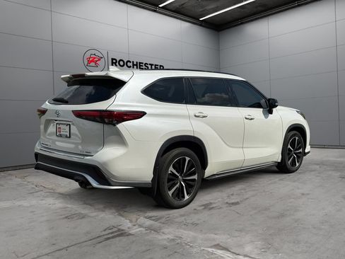 Certified 2021 Toyota Highlander XSE AWD/4WD image 5