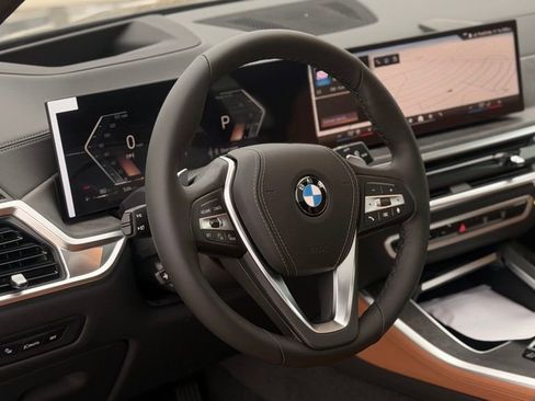 New 2026 BMW X5 xDrive40i AWD/4WD image 14