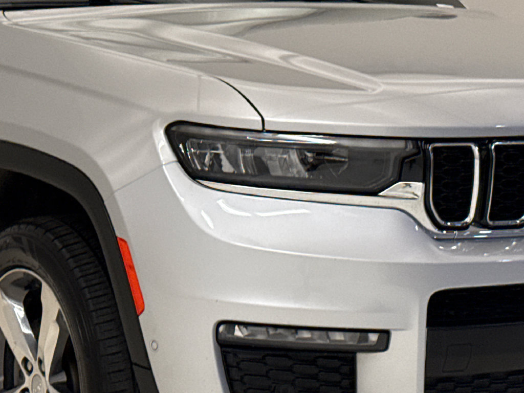 Used 2022 Jeep Grand Cherokee L Limited w/ Luxury Tech Group II AWD/4WD image 5