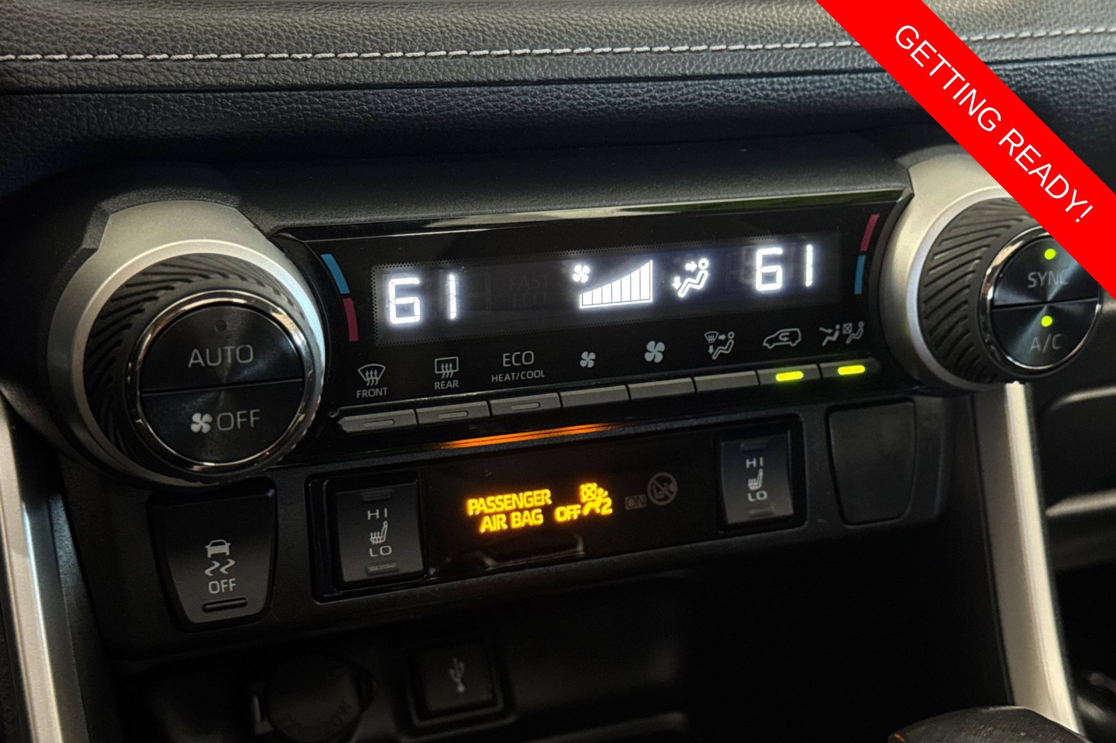 Used 2022 Toyota RAV4 XLE Premium AWD/4WD image 23