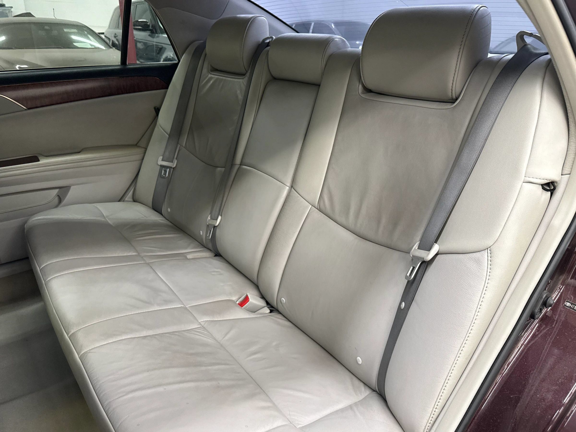 Used 2012 Toyota Avalon FWD image 20