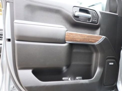 Used 2020 Chevrolet Silverado 1500 High Country image 14