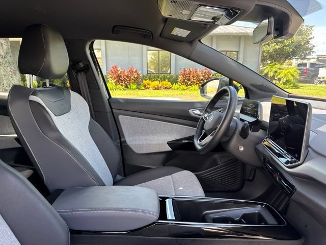 Used 2025 Volkswagen ID.4 Pro RWD image 11