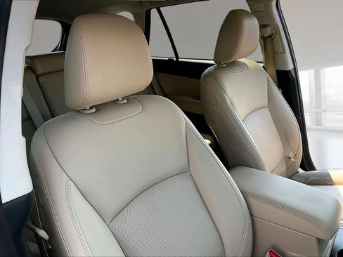 Used 2019 Subaru Outback 2.5i Limited AWD/4WD image 28