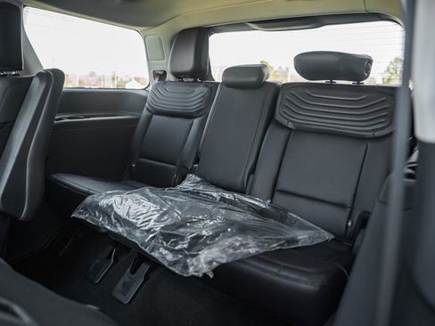 New 2026 Ford Expedition Platinum w/ Platinum Ultimate Package AWD/4WD image 39
