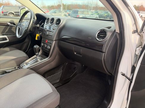 Used 2014 Chevrolet Captiva Sport LS image 14