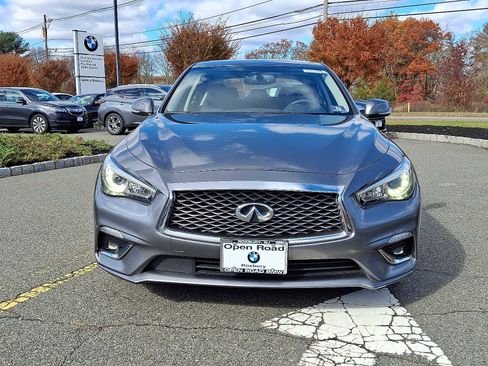Used 2019 INFINITI Q50 Luxe w/ Essential Package (3.0T Luxe) image 2