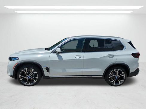 New 2026 BMW X5 xDrive40i w/ Premium Package AWD/4WD image 7