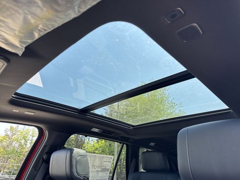 New 2026 Toyota Sequoia Platinum AWD/4WD image 32