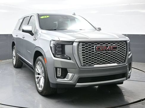Used 2023 GMC Yukon Denali AWD/4WD image 7