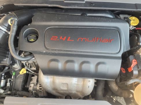 Used 2018 Jeep Compass Latitude image 30