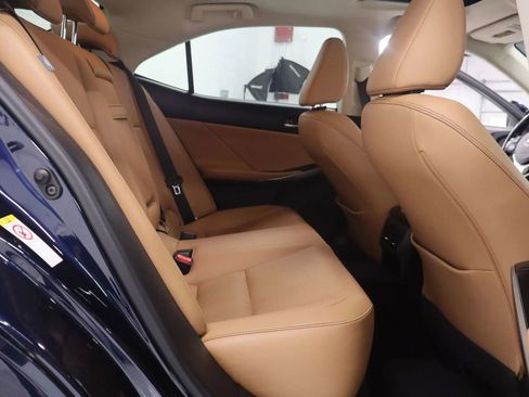Used 2018 Lexus IS 300 AWD w/ Comfort Package image 16