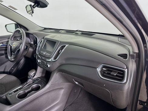 Used 2022 Chevrolet Equinox LT image 29