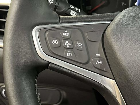 Used 2023 Chevrolet Equinox LT FWD image 22