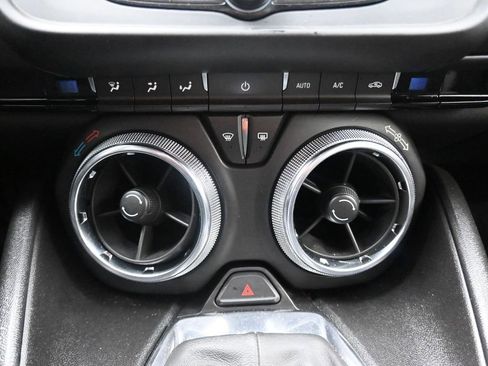 Used 2019 Chevrolet Camaro LT image 26