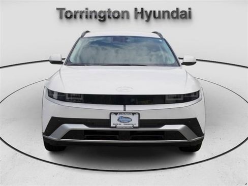 New 2025 Hyundai Ioniq 5 SEL image 2