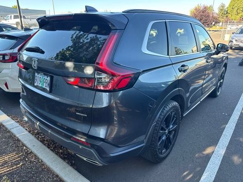 Used 2023 Honda CR-V Sport Touring image 3