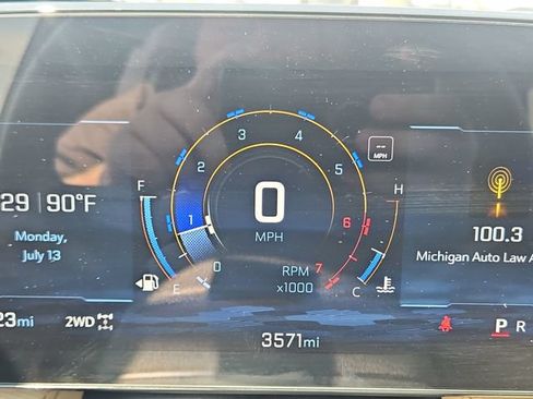 Used 2026 Chevrolet Equinox ACTIV w/ Convenience Package III AWD/4WD image 16