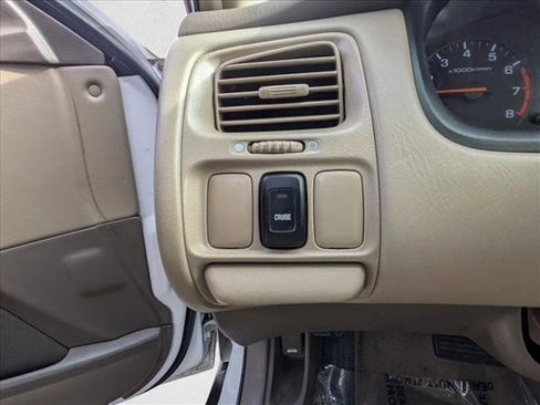 Used 1999 Honda Accord LX image 19