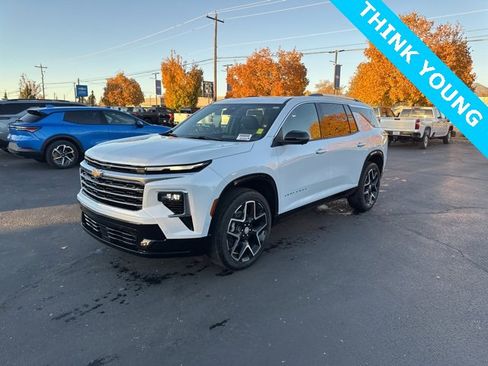 New 2026 Chevrolet Traverse High Country image 3