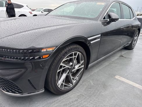 Used 2023 Genesis G90 3.5T image 2