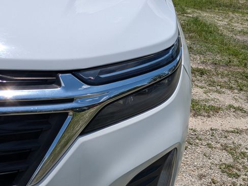 Used 2022 Chevrolet Equinox LT FWD image 9