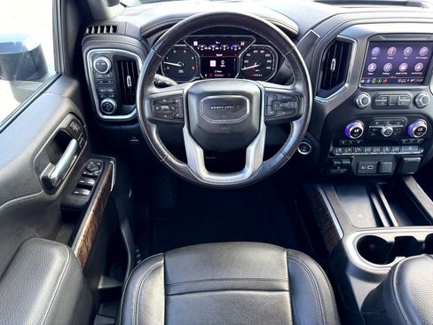 Used 2022 GMC Sierra 3500 Denali image 24
