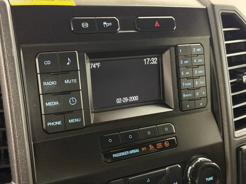 Used 2018 Ford F550 4x4 Regular Cab Super Duty image 53