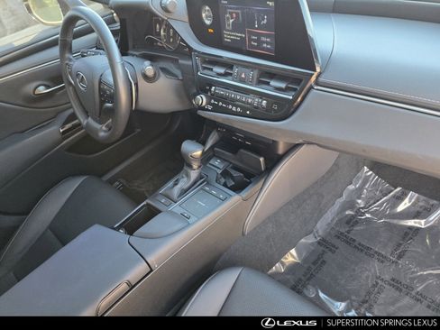 Certified 2022 Lexus ES 350 image 33
