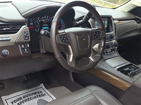 Used 2020 GMC Yukon Denali w/ Open Road Package image 17