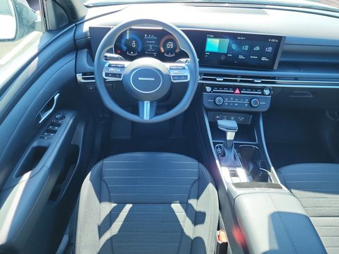 New 2026 Hyundai Santa Cruz SE image 7