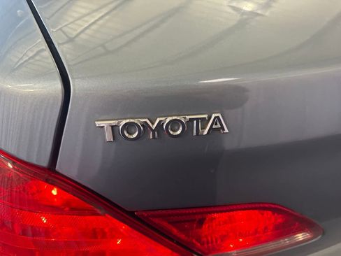 Used 2005 Toyota Avalon Limited FWD image 13