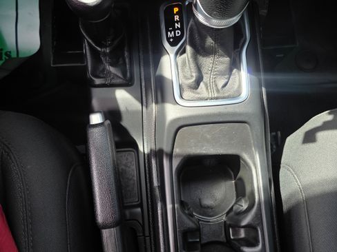 Used 2020 Jeep Gladiator Sport AWD/4WD image 12