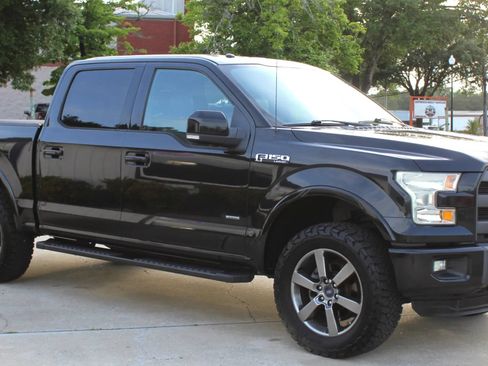 Used 2015 Ford F150 Lariat w/ Equipment Group 501A Mid AWD/4WD image 7