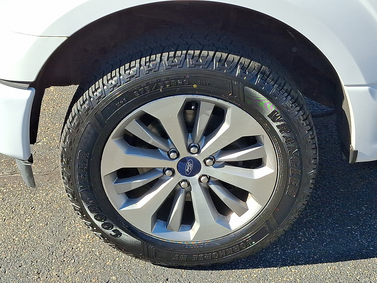 Used 2017 Ford F150 XL w/ Equipment Group 101A Mid AWD/4WD image 8